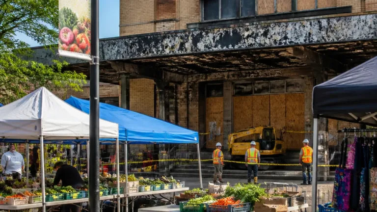 Kitchener Market to reopen briefly outdoors after weekend stall fire